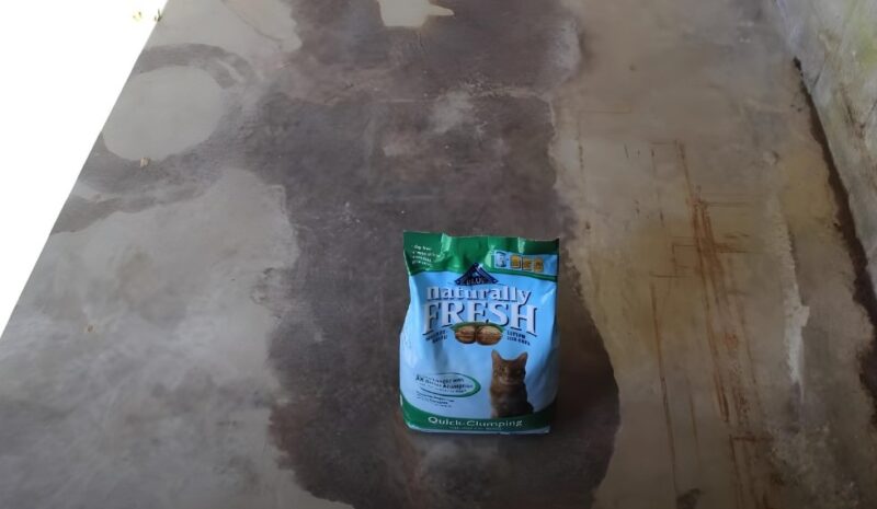 Removing oil stains concrete