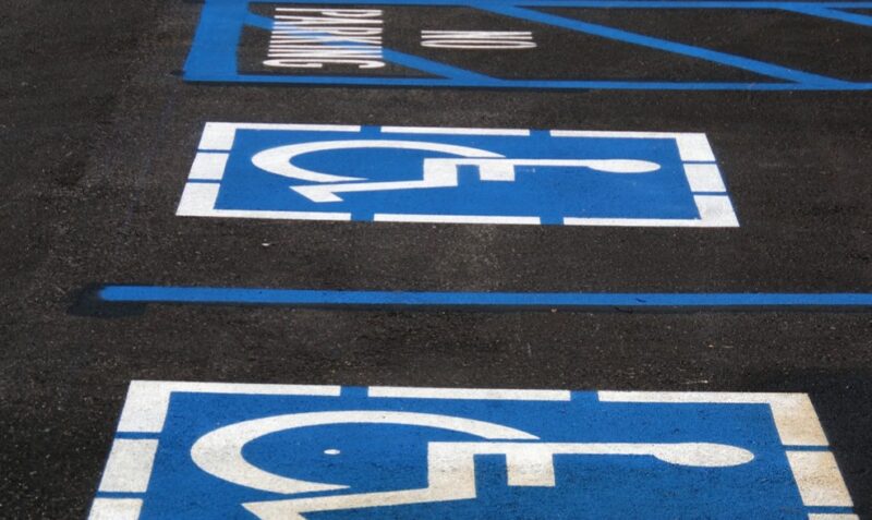 Pavement markings color codes